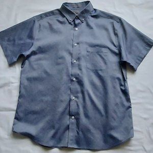 Daniel Cremieux, L, chambray blue button-down shirt